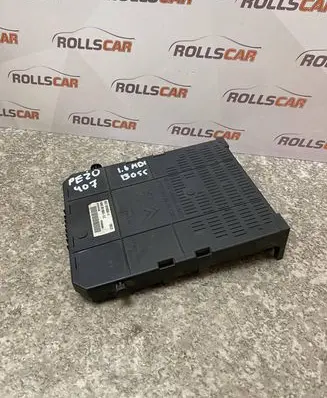 Peugeot 407 Fuse module 966405888001 230408 BS104EV