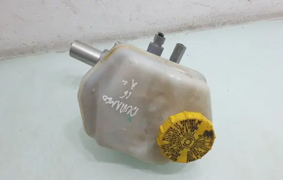 Dodge Durango III Master brake cylinder