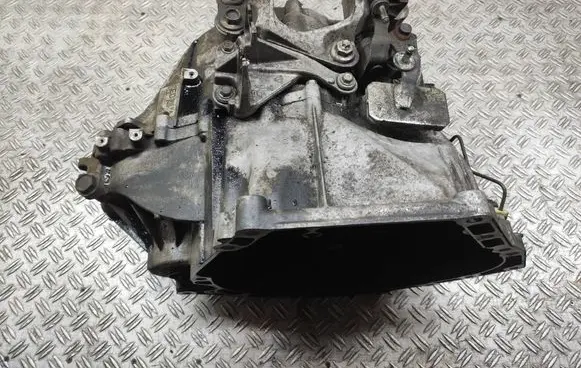 Mazda 3 III Manual 6 speed gearbox 4TH1104469 11707D D6040