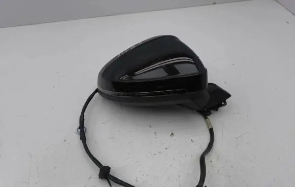 Audi A5 Manual wing mirror 