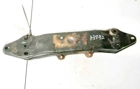 Subaru Forester SH Engine mounting bracket
