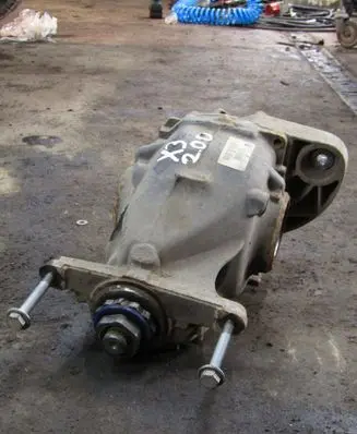 BMW X3 F25 Rear differential 7564867