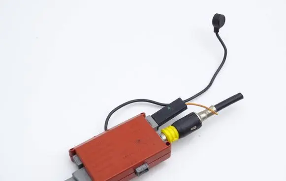 Renault Espace IV Aerial antenna amplifier 8200061683