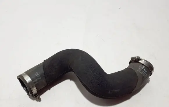 Audi Q5 SQ5 Intercooler hose/pipe 8R0145993A