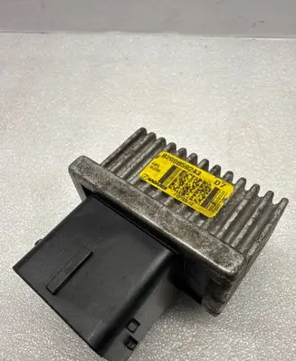 Dacia Dokker Glow plug pre-heat relay 8200859243