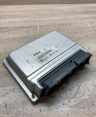 Audi A4 S4 B5 8D Engine control unit/module ECU 8D0907557S 0261204182 183