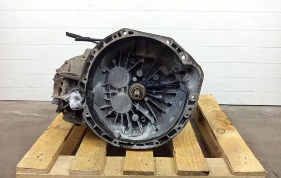 Renault Trafic II (X83) Manual 6 speed gearbox PF6010 8200546200 C493327