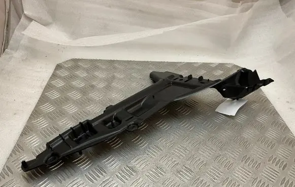 Tesla Model S Bumper support mounting bracket corner 100927300F