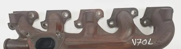 Volvo V70 Exhaust manifold 30731980