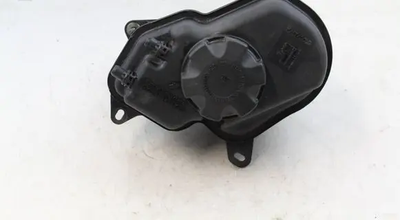 BMW M6 Coolant expansion tank/reservoir 2283345 17112283345