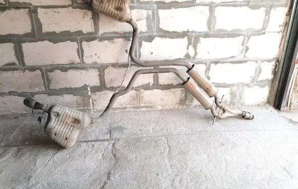 Muffler/silencer