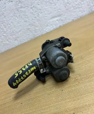 Mercedes-Benz E W210 Coolant heater control valve 0018307784 D8355