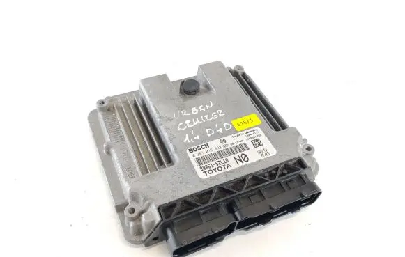 Toyota Urban Cruiser (XP110) Engine control unit/module 8966152L10 1039S31762 0281015693