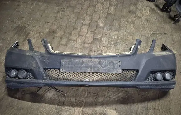 Mercedes-Benz E W212 Front bumper NOCODE