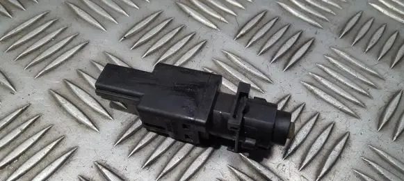 Alfa Romeo 147 Brake pedal sensor switch 46742976