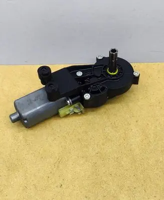 Mercedes-Benz E C207 W207 Seat adjustment motor 0390203323