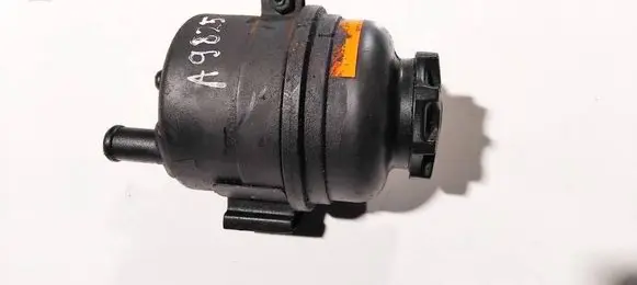 Power steering fluid tank/reservoir