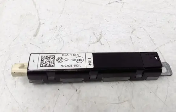 Volkswagen Sharan Aerial antenna amplifier 7N0035552J