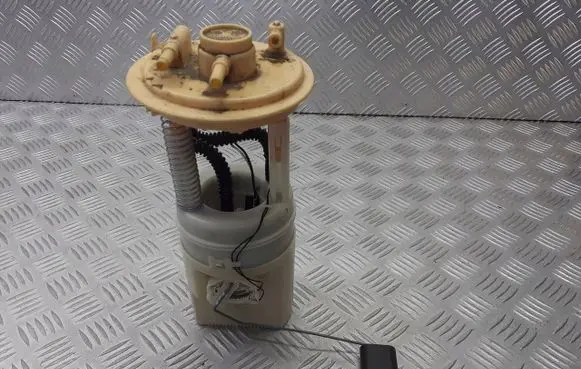 Mitsubishi Colt CZ3 Mechanical fuel pump 1760A320
