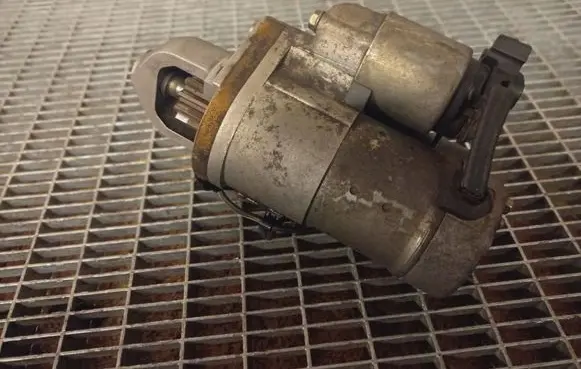 Infiniti G35 Starter motor 23300JK20A S114927