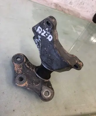 BMW X4 G02 Gearbox mounting bracket 686157102