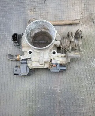 Subaru Forester SF Throttle valve