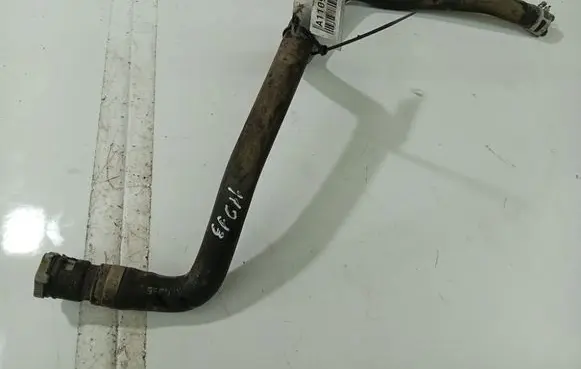 Volvo V50 Engine coolant pipe/hose 