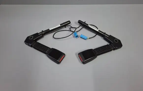 Mini One - Cooper Cabrio R52 Front seatbelt buckle 9119543 9119544 9119547