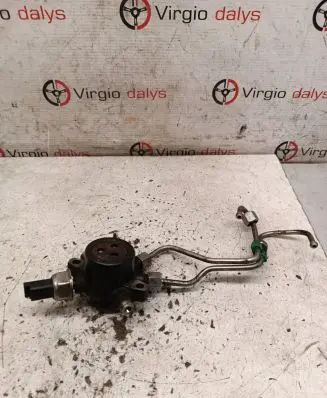 Renault Kangoo II Fuel distributor 8200584034 H8200334367 012518LC
