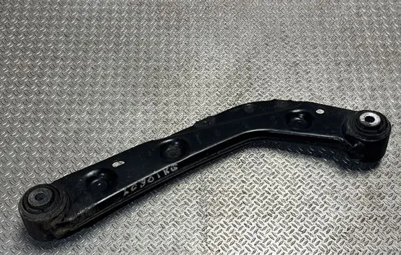 Rear control arm