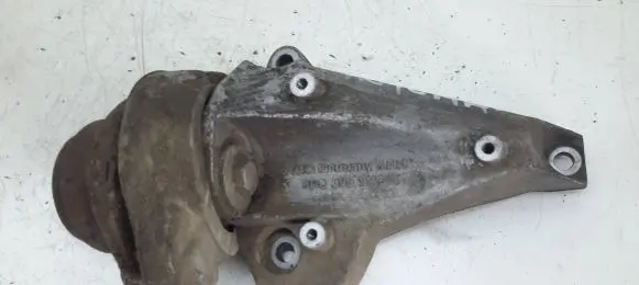 Audi A6 S6 C5 4B Gearbox mounting bracket 8D0399113AT