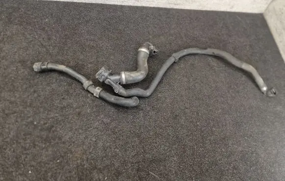 Land Rover Evoque I Engine coolant pipe/hose GJ328286AB GJ328286