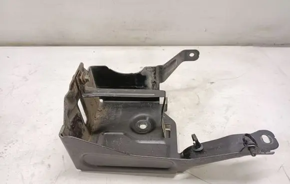 Volvo V40 Cross country Battery tray 31290752