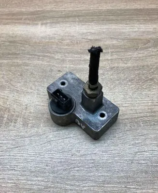 Audi 80 90 S2 B4 Mass air flow meter 0281002018