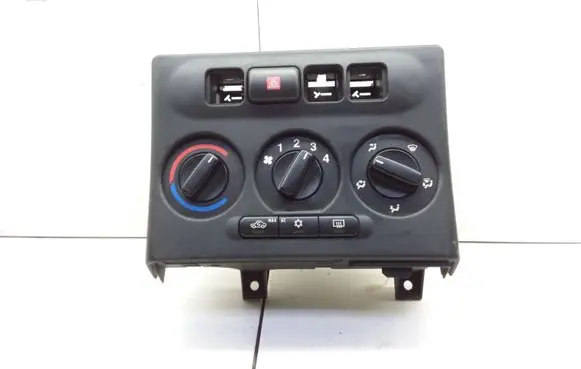 Opel Zafira A Climate control unit 90589777 56341