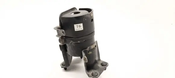 Toyota RAV 4 (XA50) Engine mount bracket K6041018