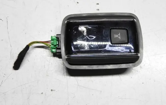 Peugeot 508 Rear seat light 9686944310