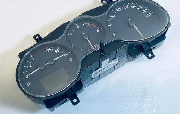 Seat Toledo III (5P) Speedometer (instrument cluster) 5P0920823C
