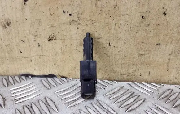 Clutch pedal sensor
