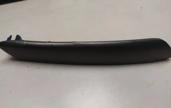 Volkswagen PASSAT B5 Rear door handle cover 3B4867371B