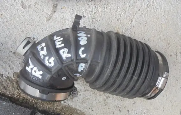 Jeep Wrangler Air intake hose/pipe