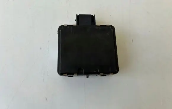 Volkswagen PASSAT B7 Distronic sensor radar 3QF907561D