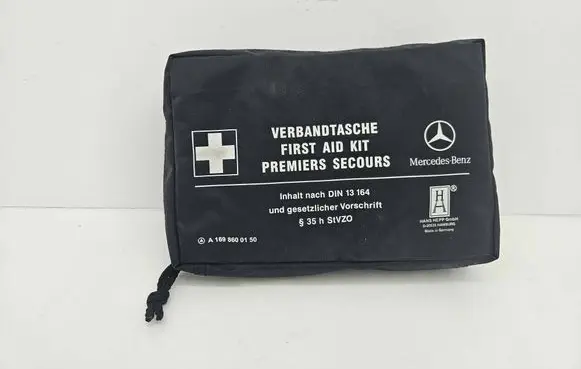 Mercedes-Benz E W212 First aid kit A1698600150