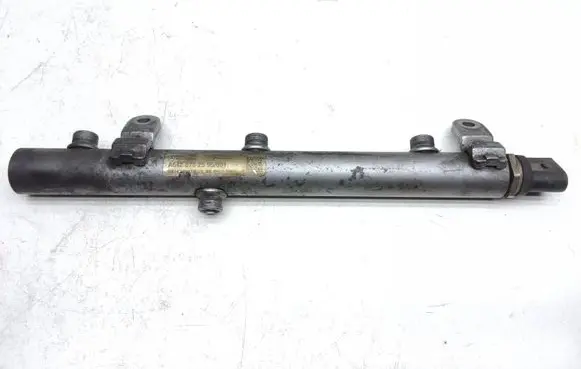 Mercedes-Benz R W251 Fuel main line pipe A6420702595