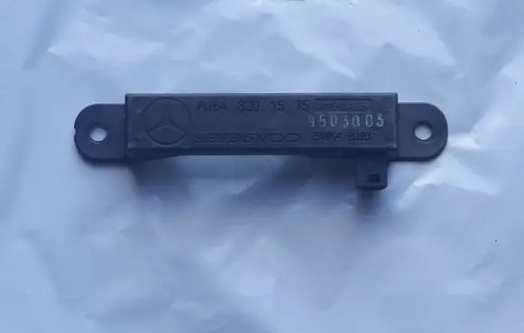 Mercedes-Benz GL X164 Keyless system antenna A1648201575 5WK48193