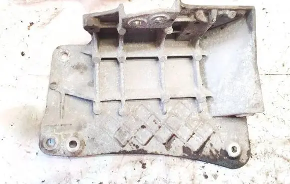 Nissan Primera Engine mounting bracket 11252bv000