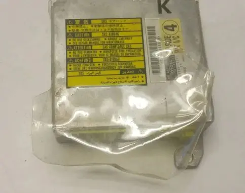 Toyota Camry Airbag control unit/module 8917033260