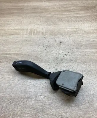 Opel Astra F Indicator stalk V40802409