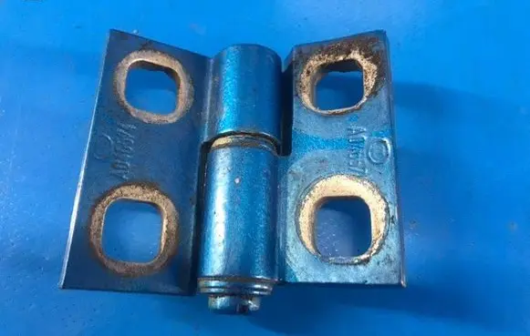 Mini One - Cooper R57 Front door lower hinge 41517176819