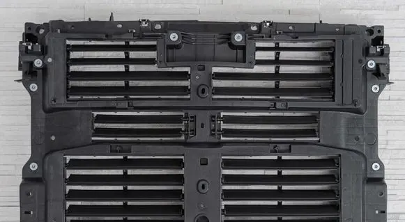 Mazda 3 Intercooler air guide/duct channel BEDP53100D